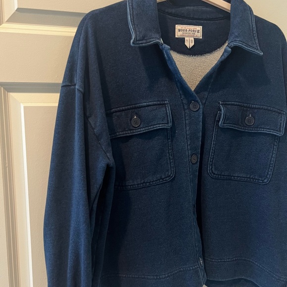 Gap Workforce (re-issue) Shacket. Perfect condition. Oversized fit. Size L - Picture 2 of 3